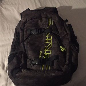 Dakine backpack / board pack